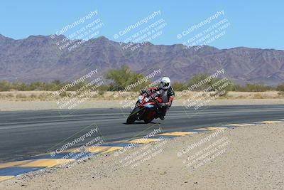 media/Mar-24-2025-Moto Forza (Mon) [[57ce5c5cff]]/1-Advanced Group/Session 3 (Turn 6 Inside)/